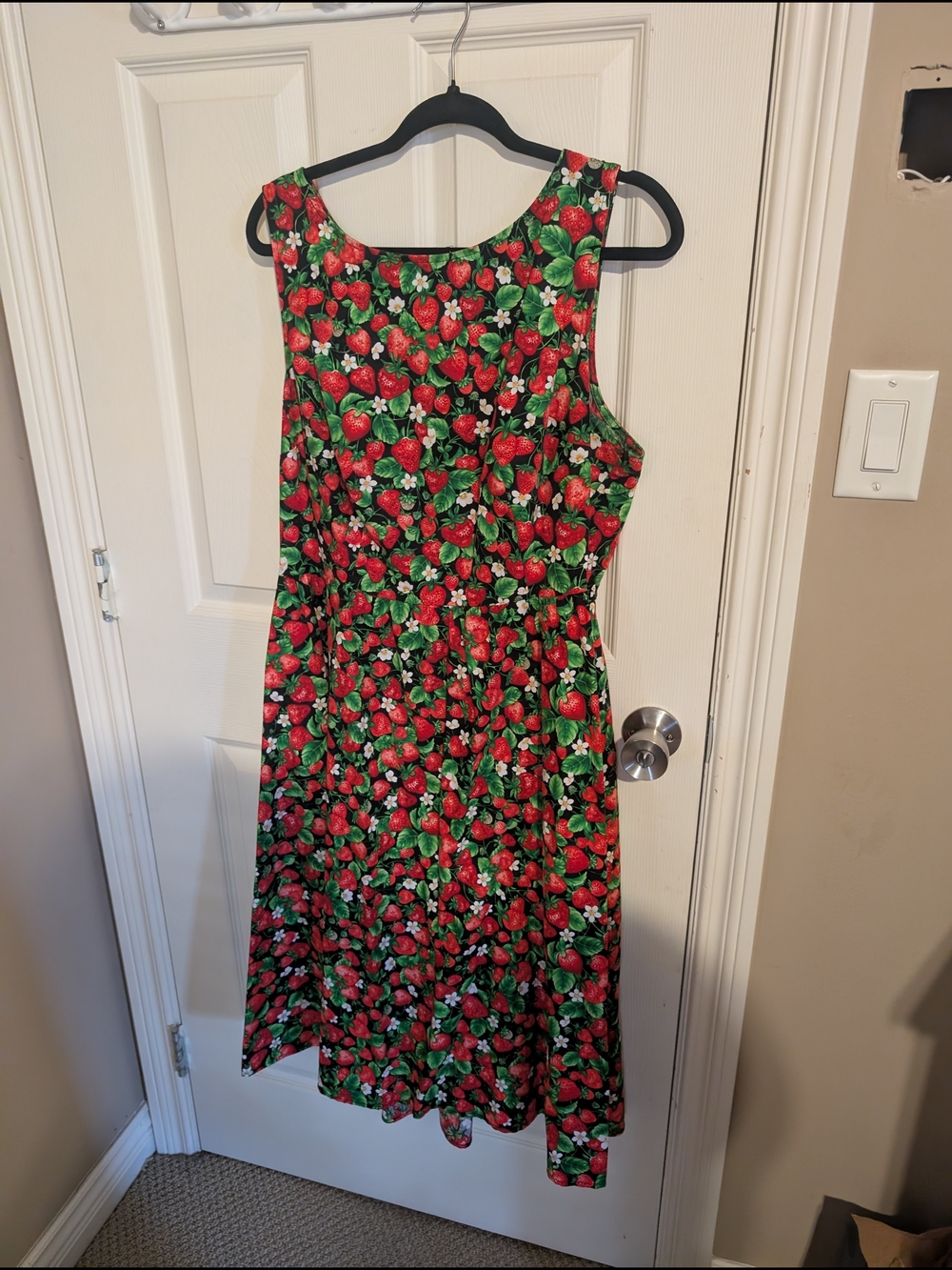 Retrolicious Red Strawberry & Green Leaf Sleeveless Midi Dress